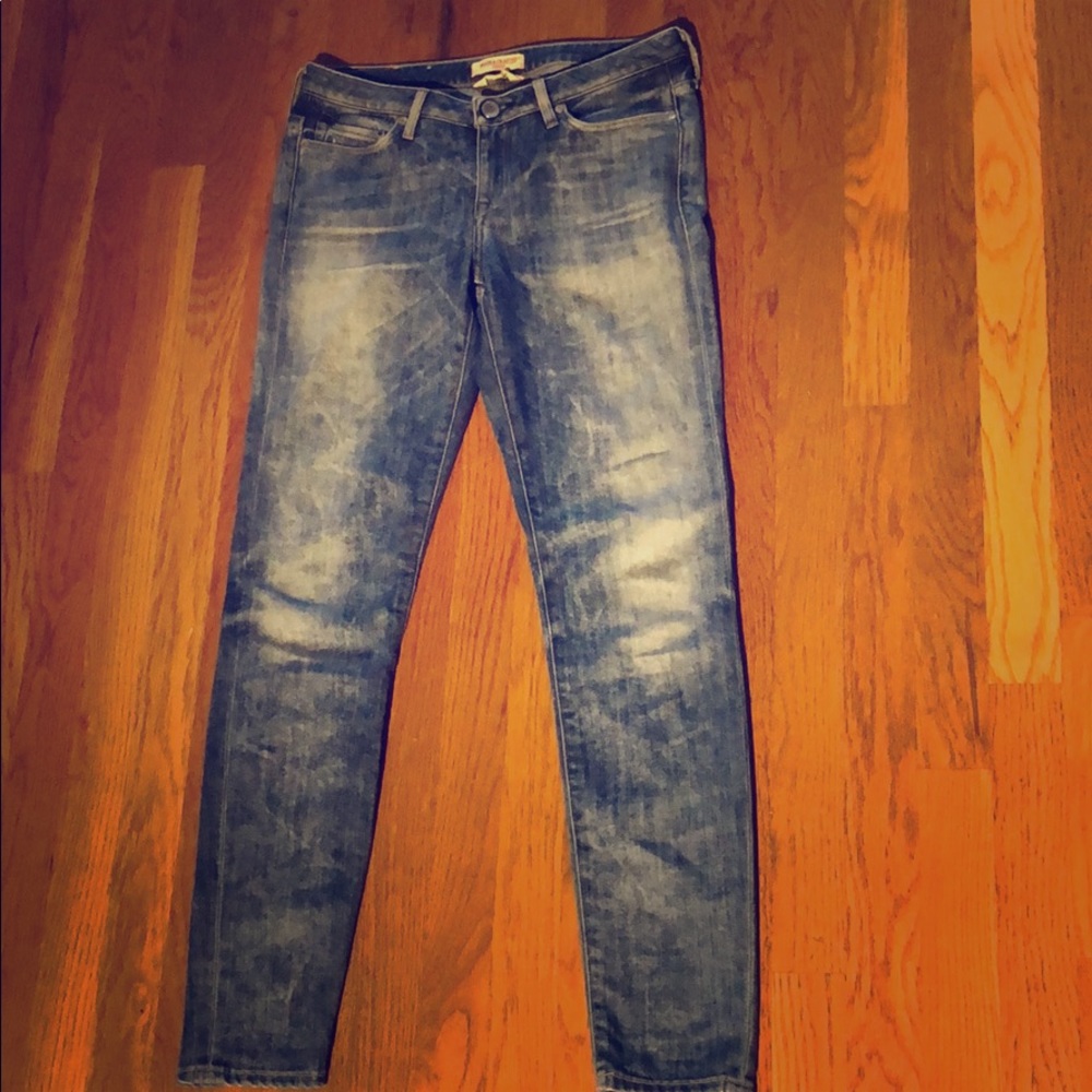 Levi’s Size 27 Acid Washed Jeans